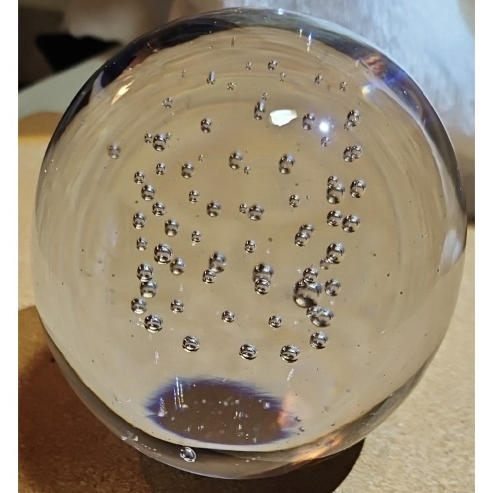 LG. Heavy Clear Paperweight Glass controlled bubbles‎ Vintage.
